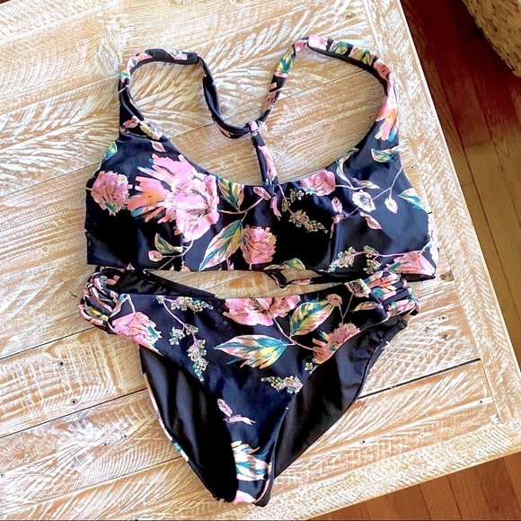 🌸👙O’Neill Van Don Bikini Top👙🌸NWT~lg - Picture 6 of 15
